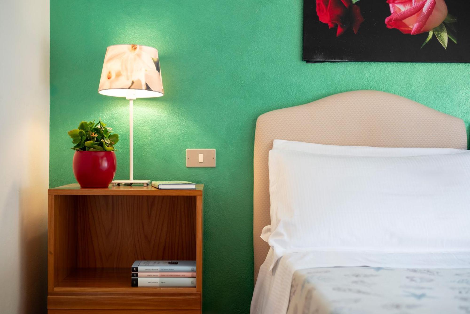 Hotel Parco Dei Pini - 100Mt Dal Mare Фоллоніка Екстер'єр фото